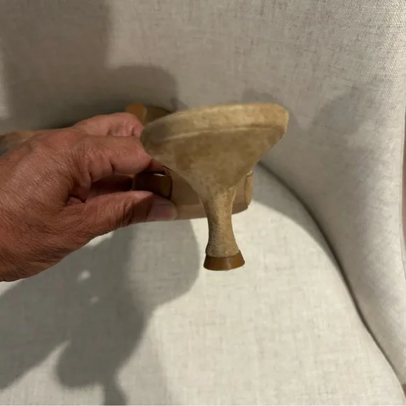 Manolo Blahnik Tan Embellished Heels - Picture 6 of 11